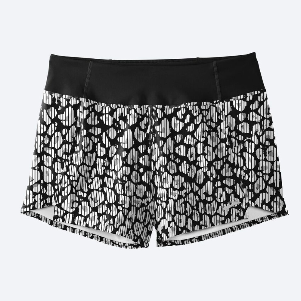 Brooks Running Chaser 5” Short, color Cosmic Cheetah. Size medium NWT